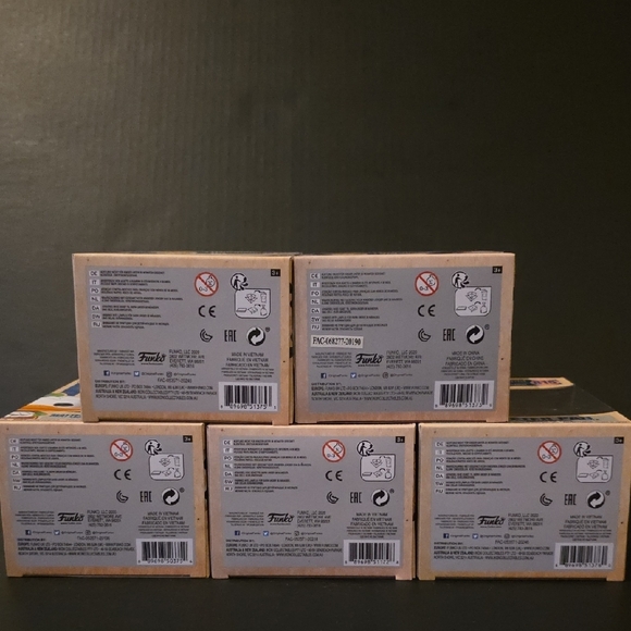 Funko Pop! Disneyland 65th Anniversary Set - Picture 2 of 9